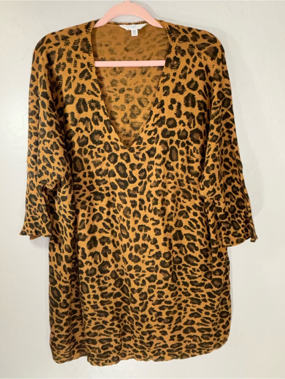 Time and Tru Leopard Print V-Neck Tunic Sweater in Brown and Black - Picture 8 of 12
